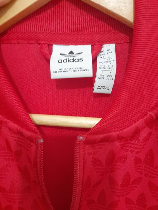 Casaco Adidas XS 11€