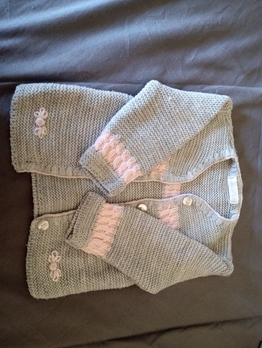 Casacos menina novos todos 15 euros