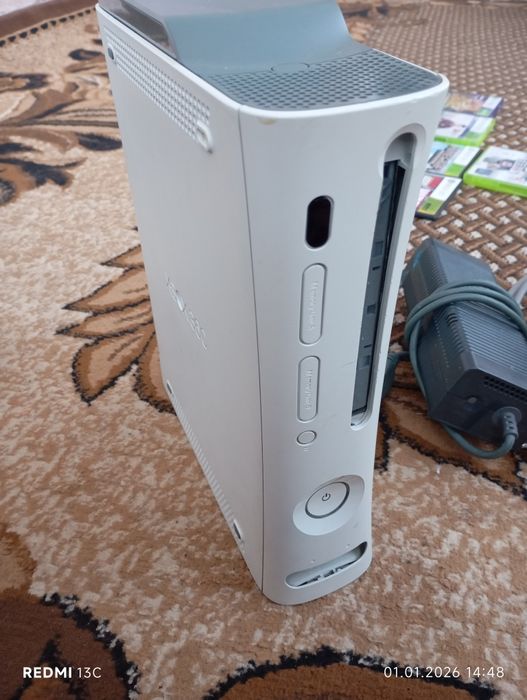Продам XBOX 360 по гарній ціні