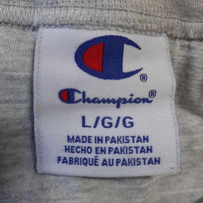 Свитер champion с Америки.