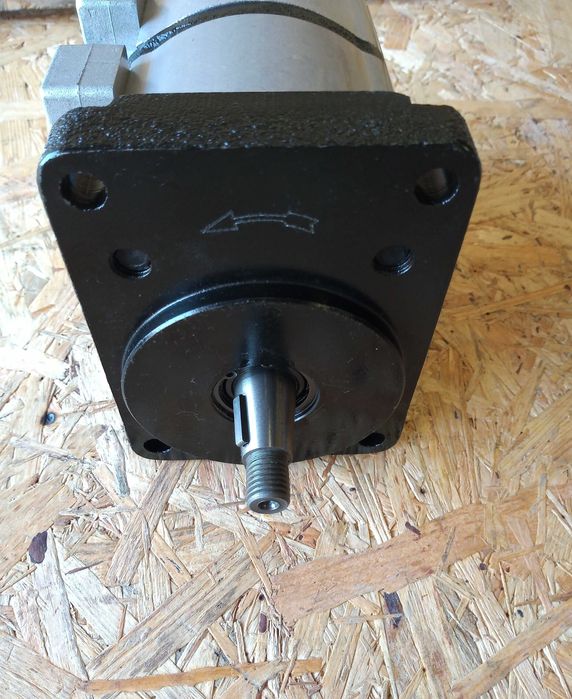 Pompa hydrauliczna Dominator dwusekcyjna kombajn zbożowy claas