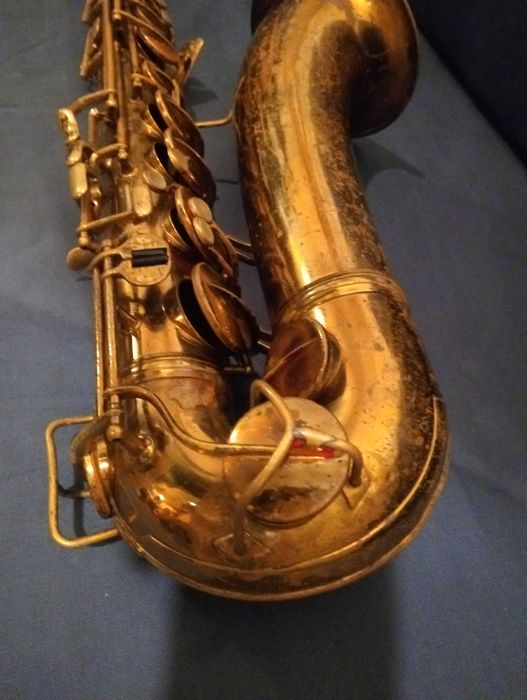 Saxofone Conn 10m