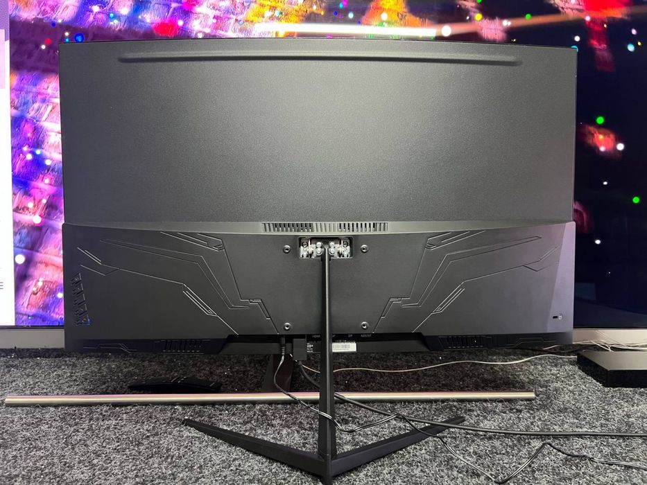 Ігровий монітор 32»дюйма Gawfolk GF320B /2K 165Hz Curved  для ПК/PS5/Xbox
