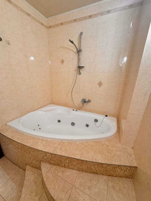 Продам  2-комнатную квартиру в ж/м «Радужный» —дом  с газом!