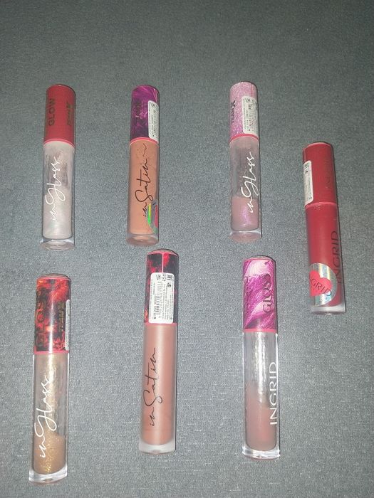 błyszczyki i pomadka TEAM X