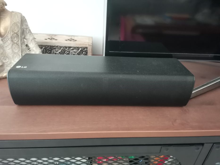LG SJ7 soundbar subwoofer