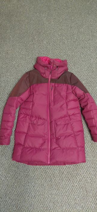 Продам зимову жіночу куртку з натуральним пухом  Outventure