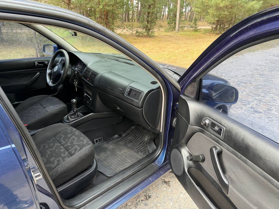 Продам Volkswagen Golf 4, 1,6 мрі