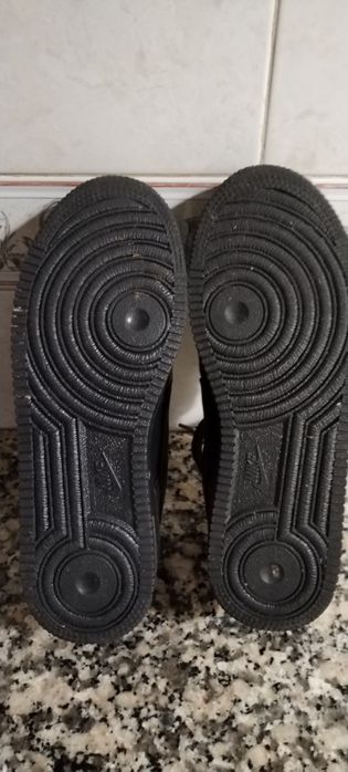 Tênis pretos n36 / 37 Nike