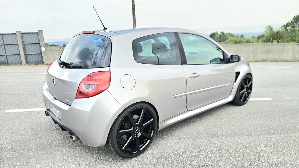 Renault Clio 2.0 RS Sport Nacional — photo 4
