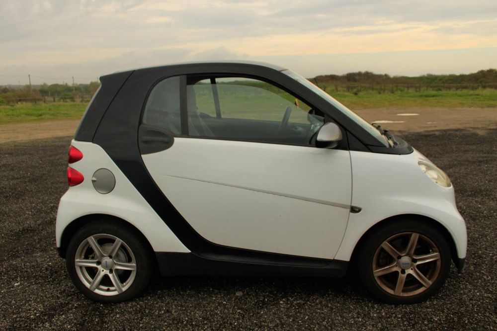 Smart Fortwo Coupé MHD - Modelo 451