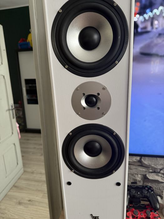 Kolumny pod kino domowe