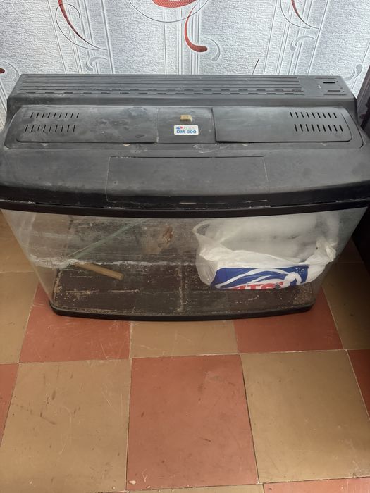 Продам аквариум Resun Dm 800