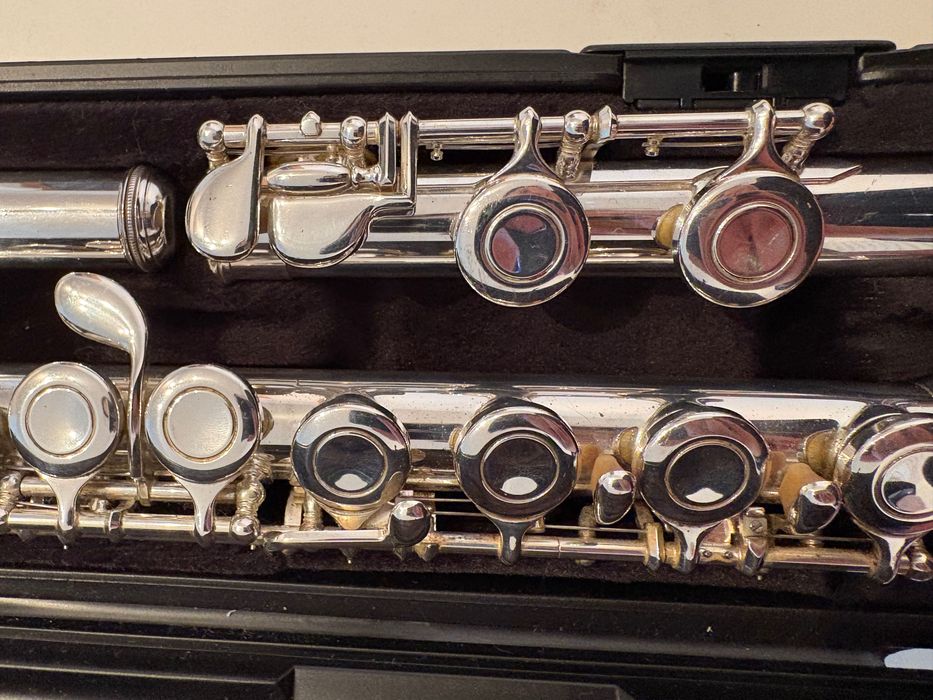 Flauta transversal Yamaha 221