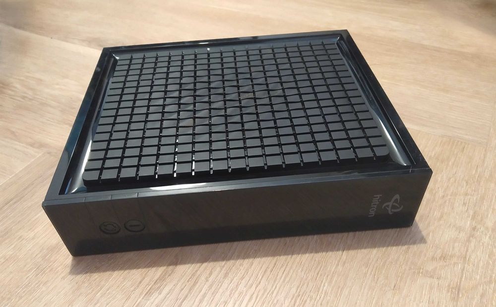 Router WiFi Hitron CGNV4