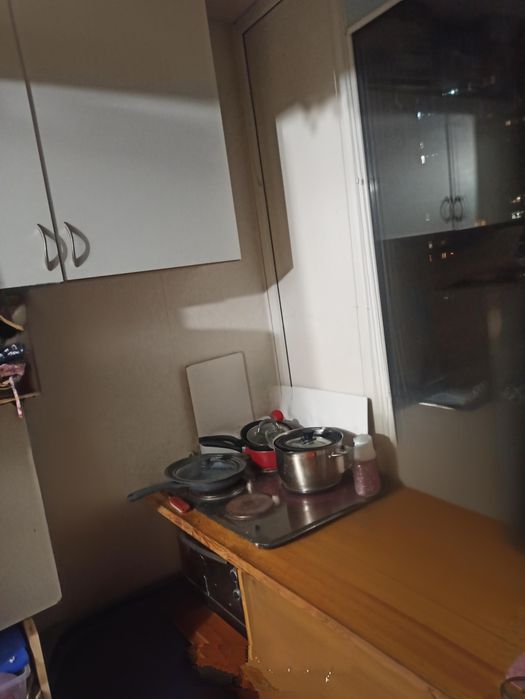 Продам кімнату з балконом власник без комісії