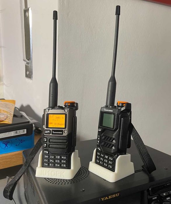 Quansheng настільний тримачь  UV-K5 K6, UV-5R/Plus