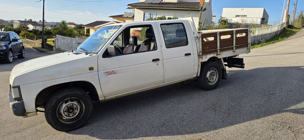 Nissan pick up com apenas 168.000kns