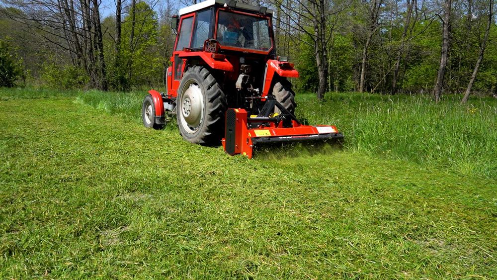 Mulczer == kosiarka bijakowa REMET F1-160 === cena brutto 8199