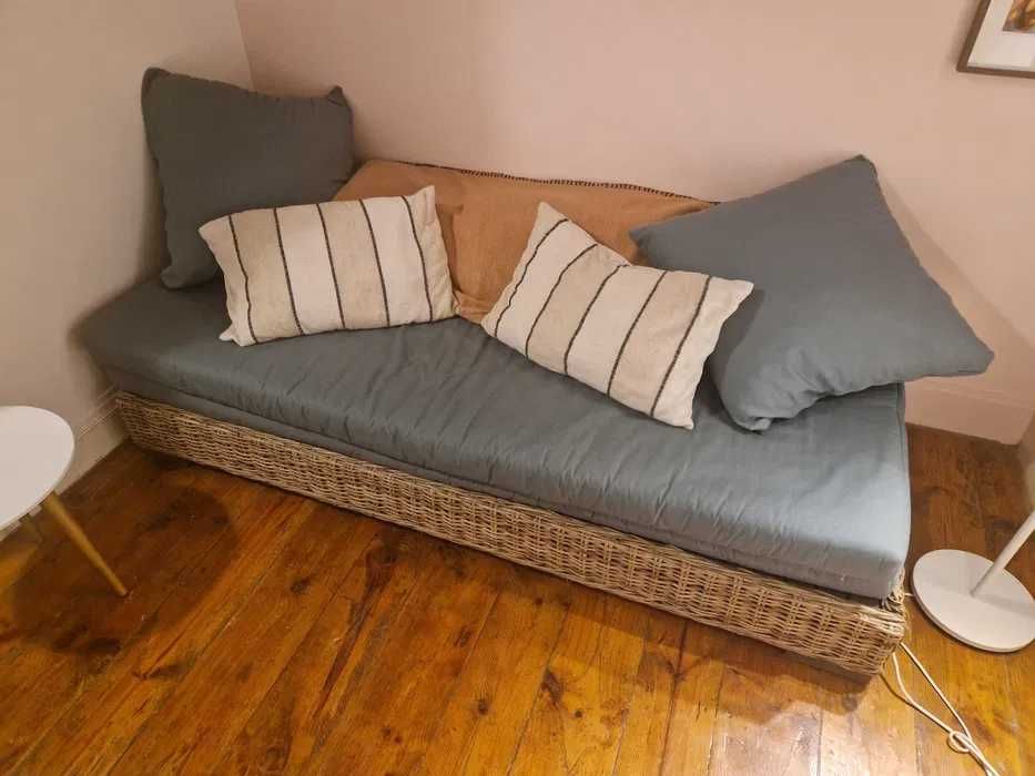 Sofá-cama versátil e confortável