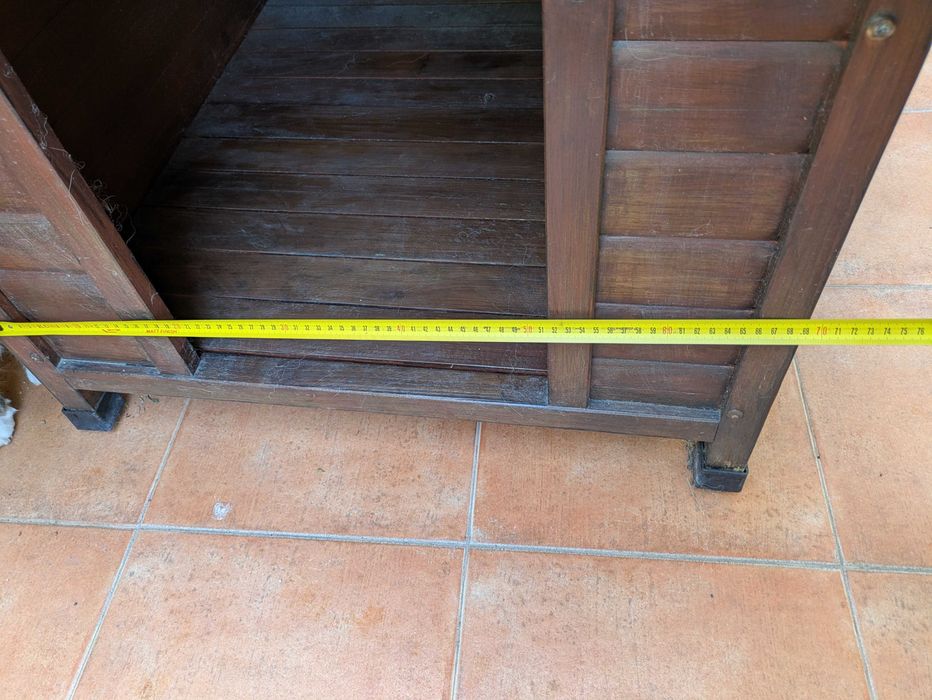 Casota de madeira para cão