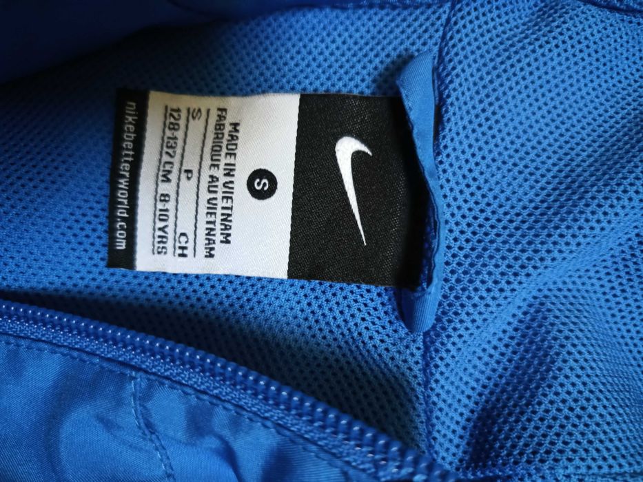 Dres 128/134 Nike