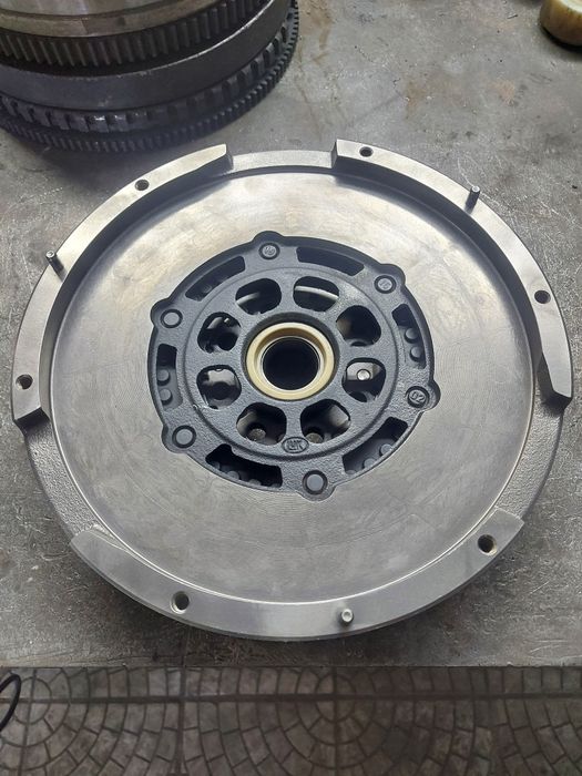 Ремонт маховика Luk будь якої складності гарантія 6 міс. термін 1-2дні