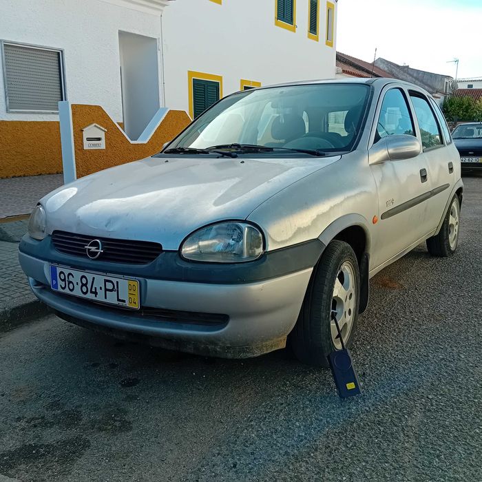 Opel Corsa B 1.0 (2000) 5 Portas — Para Desenrasque / A Precisar de Pequenos Ajustes — photo 3