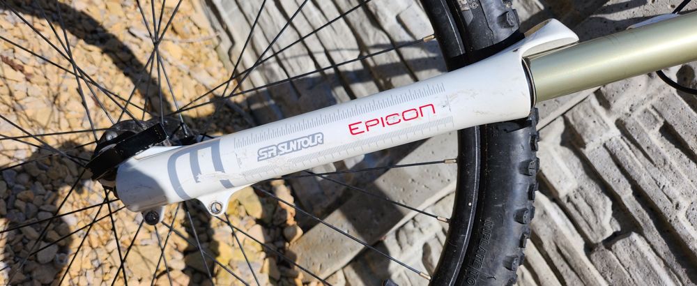 Rower Mtb Dirt Stunt Dartmoor Street Style Sr Suntour Hussefelt Nowa