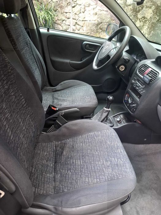 Carro Opel Corsa 1.2