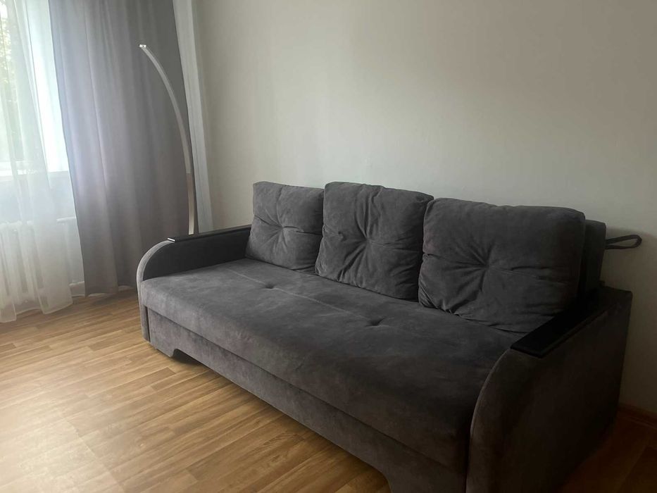 Посуточно сдам 2-шку в Черноморске