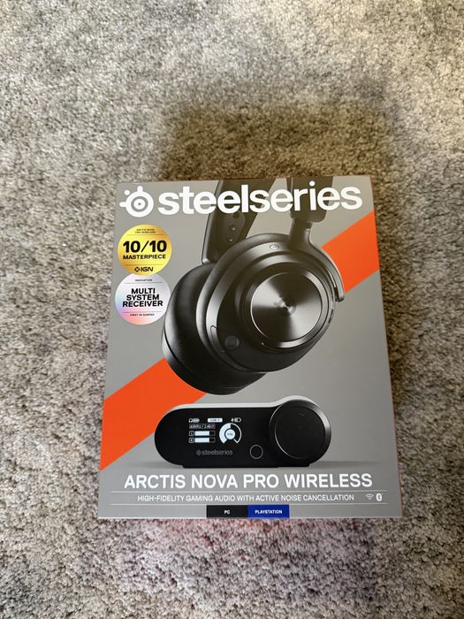 SteelSeries Arctis Nova Pro Wireless