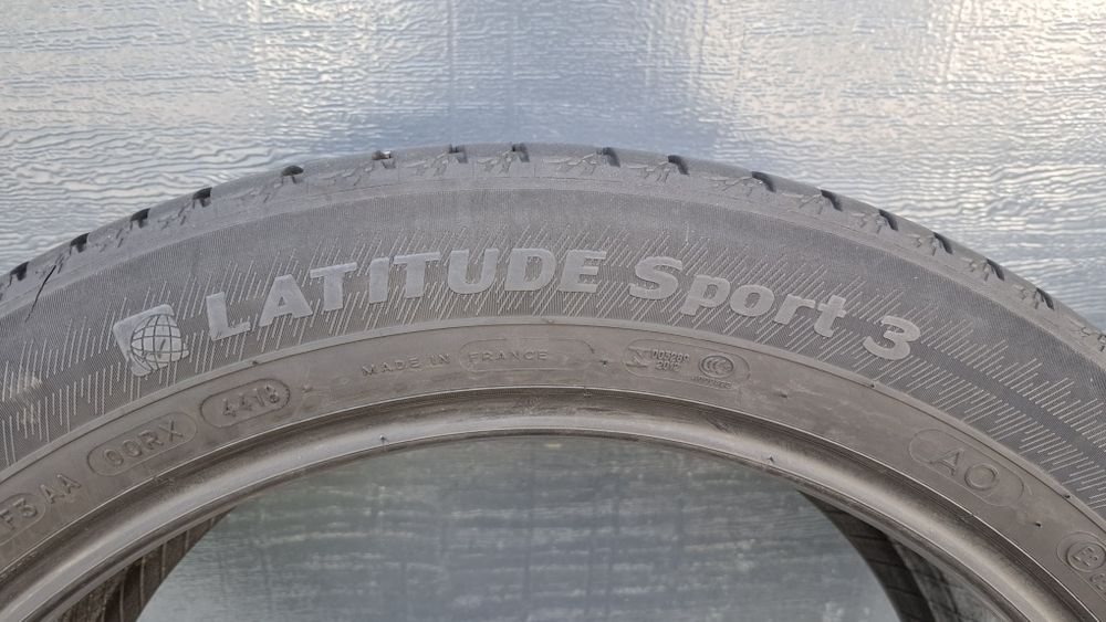 Michelin 255/45 R20 Latitude Sport