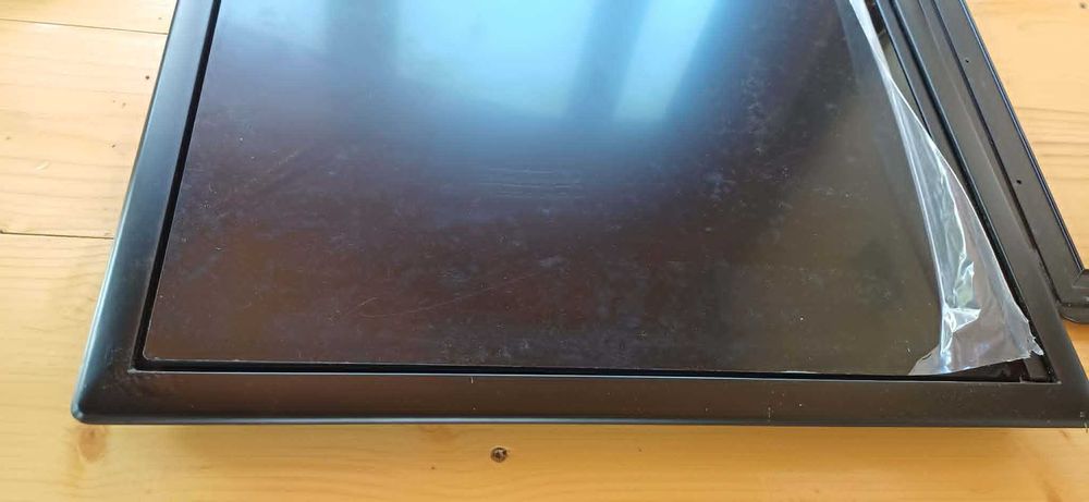 Okno w ramie 50x45 wraz z moskitiera przyczepa kamper