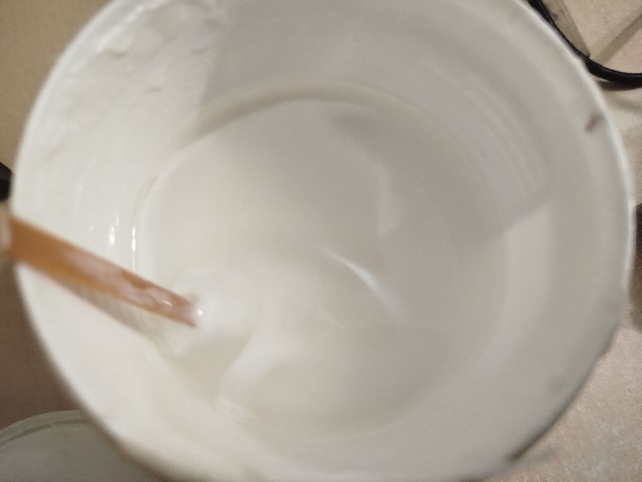 Клей- лак фірми. Данік. Дерево. Камінь. Цегла. Краще не відкривати.