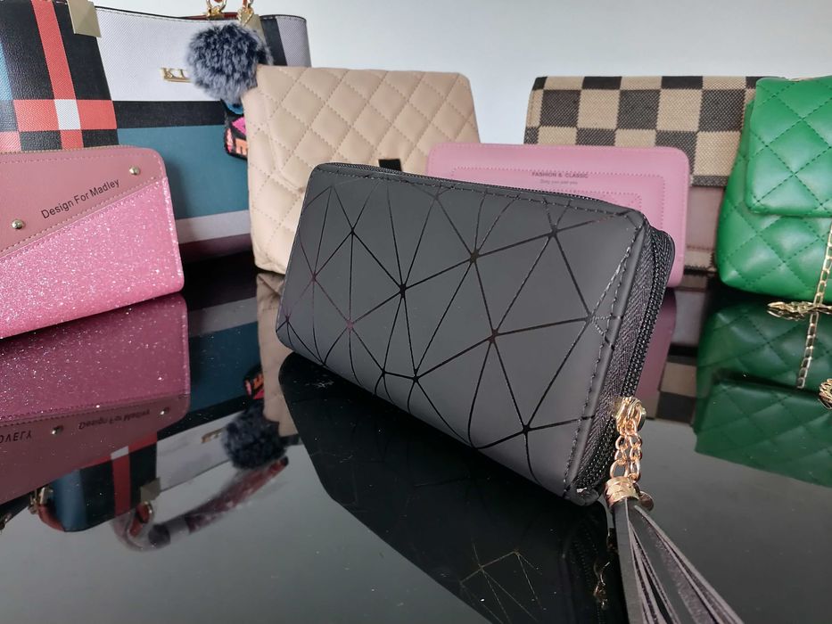 carteira preta minimalista