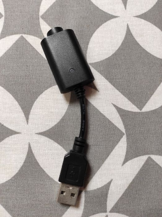 Зарядний пристрій USB