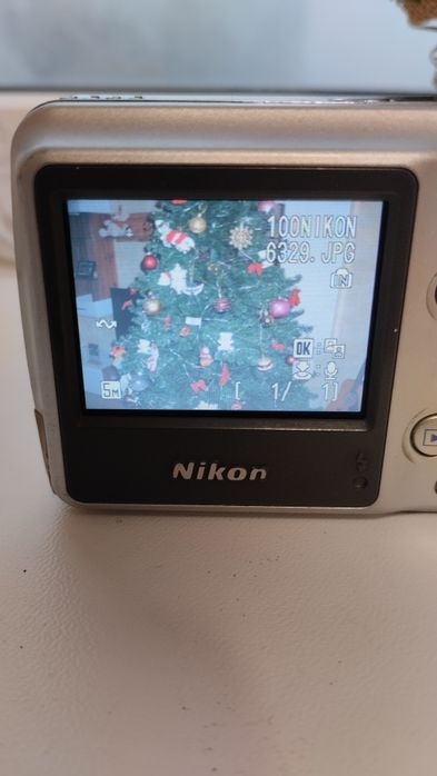 Nikon Coolpix l3 Silver, вінтажний цифровий фотоапарат
