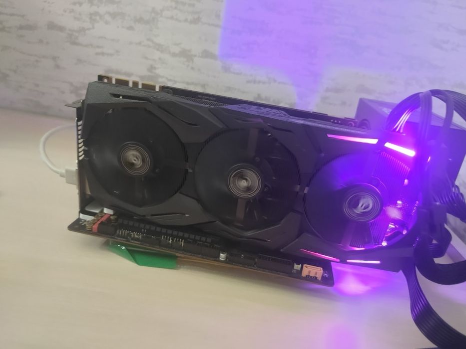 Продам НЕРОБОЧУ відеокарту 1070 ti