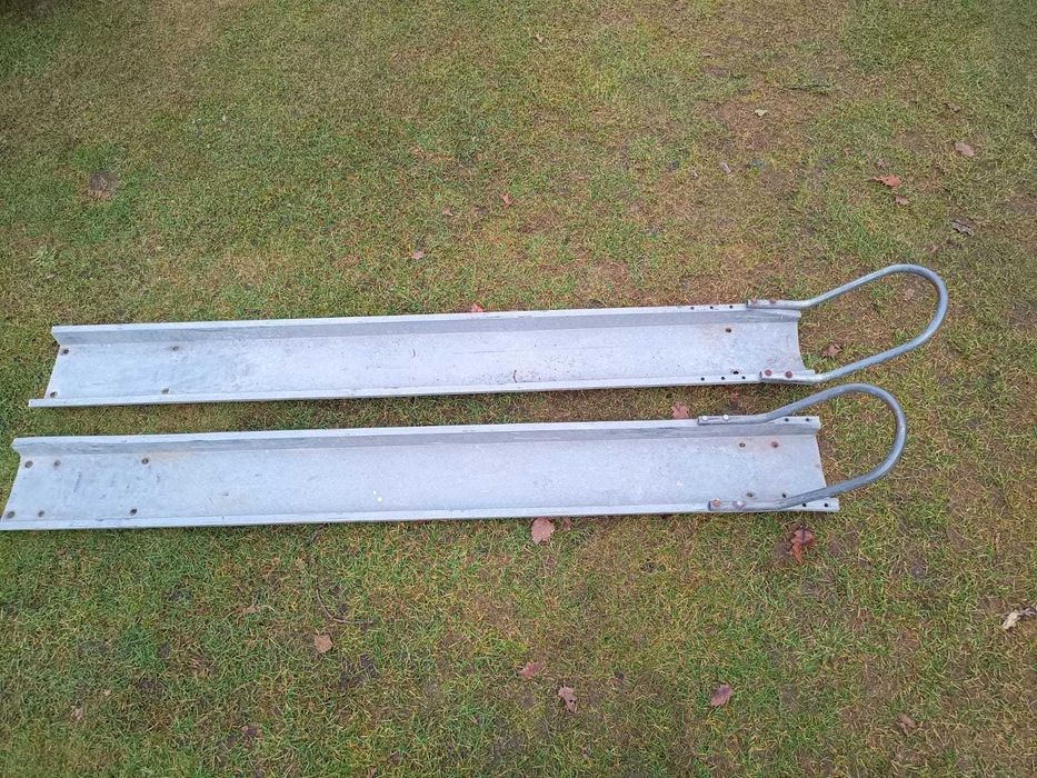 Szyna, najazd, rynna transportowa, motocyklowa z pałąkiem Neptun