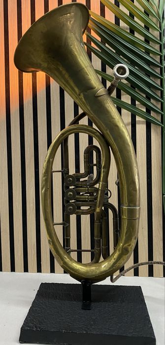 Candeeiro baritone antigo em latao vintage