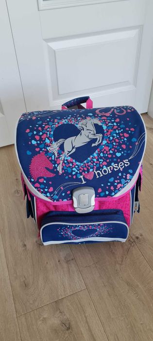 Plecak szkolny dla dziewczynki