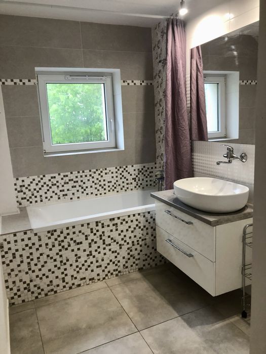 Dom 180 m2, 6 pokoi, kuchnia , 2 lazienki