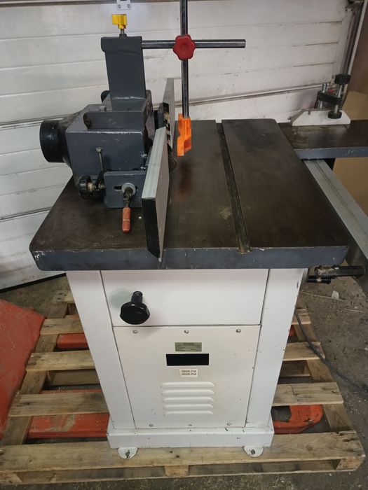 Frezarka dolnowrzecionowa Proma 90/30 2.2kw