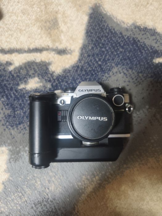 Фотоапарат плівковий  Olympus om 10 та об'єктиви
