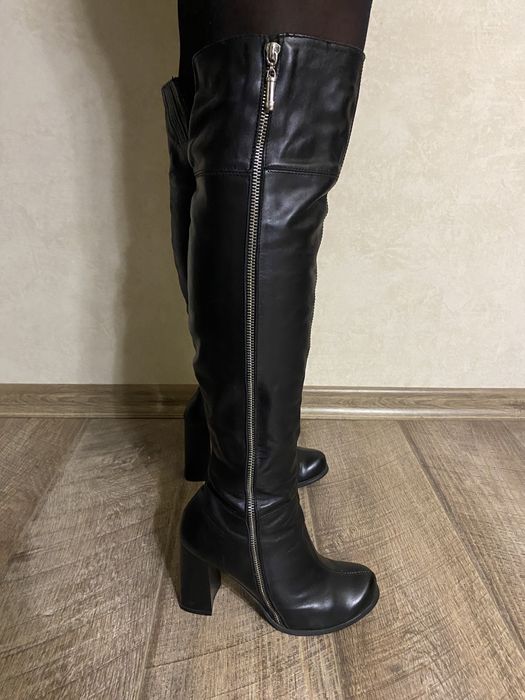 Зимові жіночі чоботи