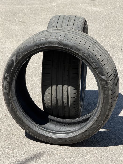 Pirelli P Zero PZ4 — 245/40 R20 99Y