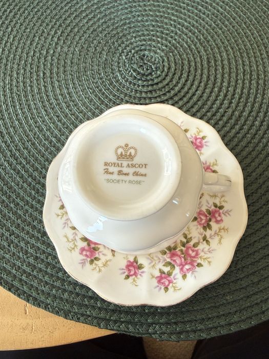 Royal Ascot vintage filizanka ze spodkiem