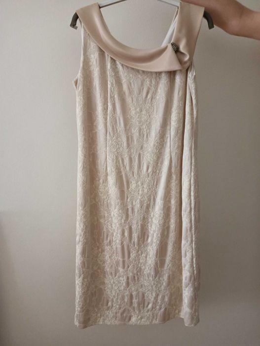 vestido cor beje para cerimónia