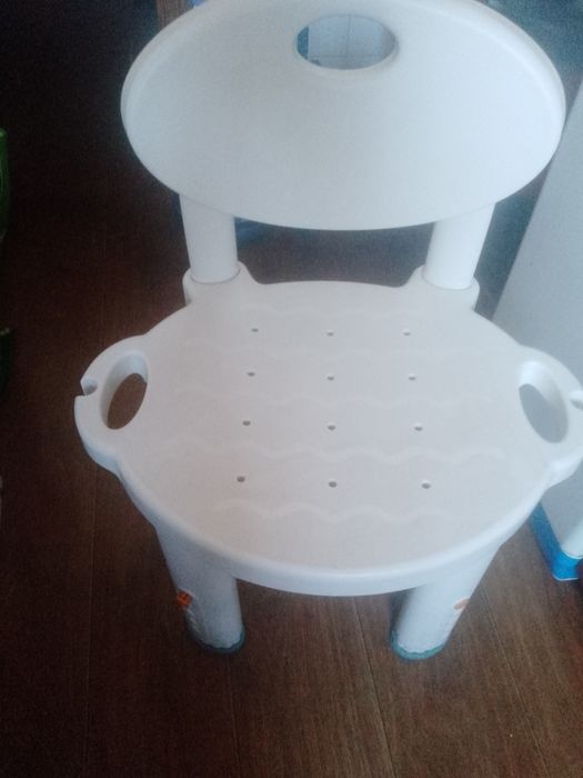 Стілець для душу ,санітарне  крісло для душу